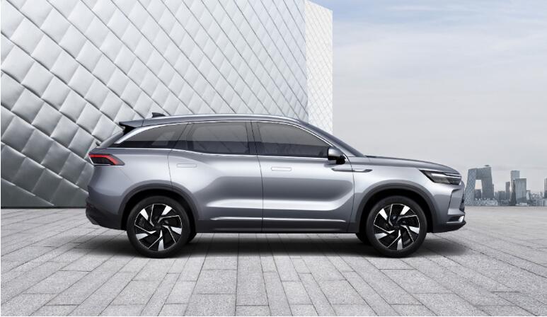 美好生活由你定义——纯粹致美空间SUV BEIJING-X7上市，指导价10.49万元起