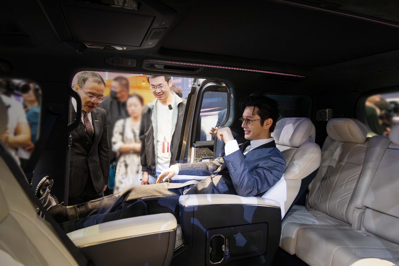 �û���������Ĺ���MPV��ʵ��������ô��������ȥ������չ���˿�